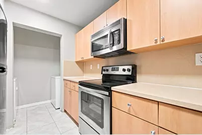 732 SW 106th Avenue #2011, Pembroke Pines, FL 33025 - Photo 13