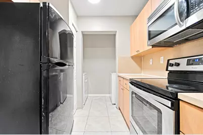 732 SW 106th Avenue #2011, Pembroke Pines, FL 33025 - Photo 13