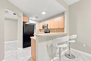 732 SW 106th Ave, Pembroke Pines, FL 33025 - Photo 11
