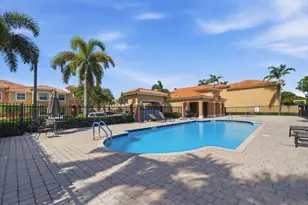 732 SW 106th Ave, Pembroke Pines, FL 33025 - Photo 35