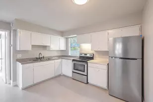 3147 Naylor Terrace, Fort Pierce, FL 34982 - Photo 5