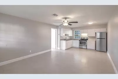 3147 Naylor Terrace, Fort Pierce, FL 34982 - Photo 3