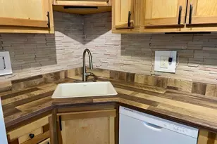 340 NW 19th St, Boca Raton, FL 33432 - Photo 5