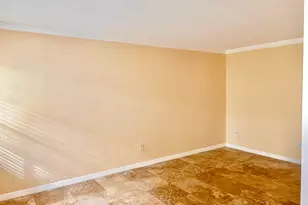 340 NW 19th St, Boca Raton, FL 33432 - Photo 3
