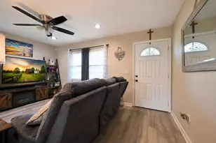 4703 Myrtle Dr, Fort Pierce, FL 34982 - Photo 9