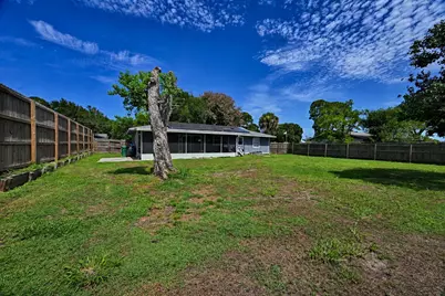 4703 Myrtle Drive, Fort Pierce, FL 34982 - Photo 33