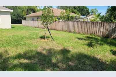 2525 SW Westfield Street, Port Saint Lucie, FL 34953 - Photo 3