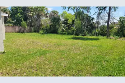 2525 SW Westfield Street, Port Saint Lucie, FL 34953 - Photo 7