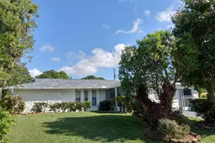 1971 SE Fallon Dr, Port Saint Lucie, FL 34983 - Photo 7