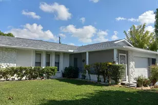 1971 SE Fallon Dr, Port Saint Lucie, FL 34983 - Photo 1