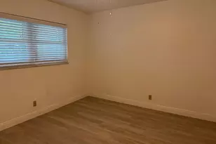 1035 Country Club Dr, Margate, FL 33063 - Photo 13