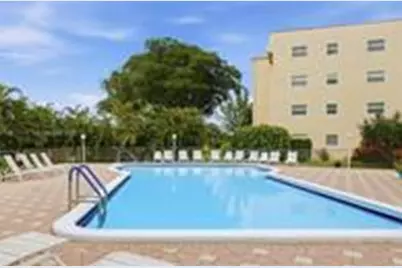 1035 Country Club Drive #303, Margate, FL 33063 - Photo 1