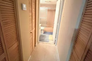 7640 NW 18th St, Margate, FL 33063 - Photo 9