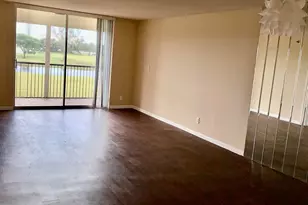 3100 W Rolling Hills Cir, Davie, FL 33328 - Photo 13