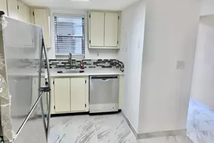3100 W Rolling Hills Cir, Davie, FL 33328 - Photo 23