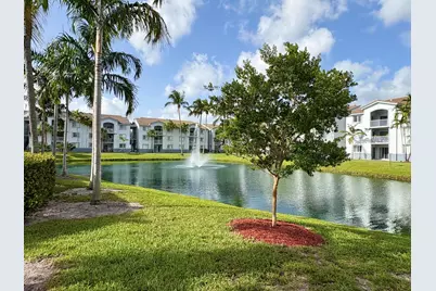 2640 S University Drive S #127, Davie, FL 33328 - Photo 3