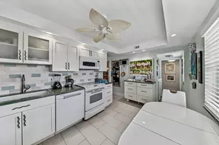 804 Cypress Blvd, Pompano Beach, FL 33069 - Photo 11