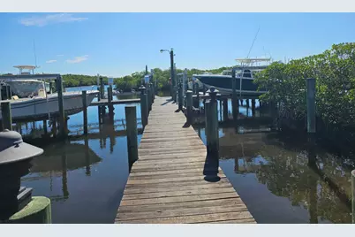 8289 SE Pilots Cove Terrace, Hobe Sound, FL 33455 - Photo 9