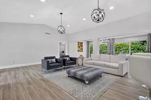10723 Greentrail Dr S, Boynton Beach, FL 33436 - Photo 5