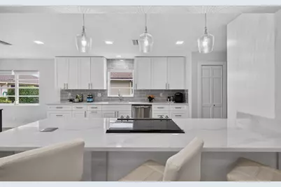 10723 Greentrail Drive S, Boynton Beach, FL 33436 - Photo 9