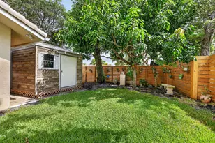 32 SW 14th Ave, Boca Raton, FL 33486 - Photo 71