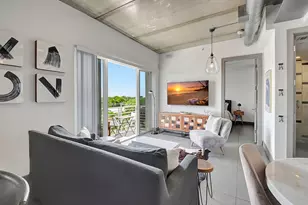 111 SE 2nd St, Delray Beach, FL 33444 - Photo 9