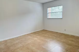 1200 SW 124th Terrace, Pembroke Pines, FL 33027 - Photo 7