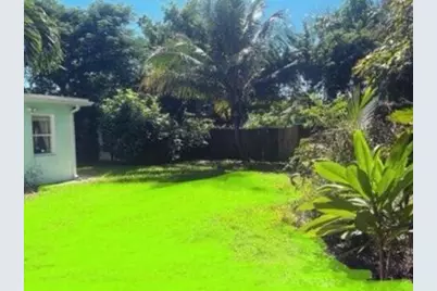 356 Orange Way, West Palm Beach, FL 33405 - Photo 13