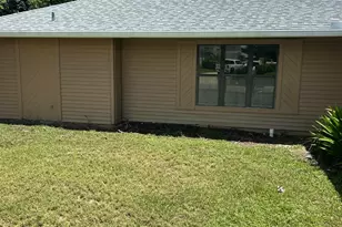 1019 SW Aurelia Ave, Port Saint Lucie, FL 34953 - Photo 17