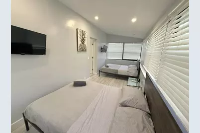 371 Kentucky Avenue, Fort Lauderdale, FL 33312 - Photo 13