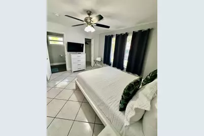 5423 NE 22nd Terrace, Fort Lauderdale, FL 33308 - Photo 13