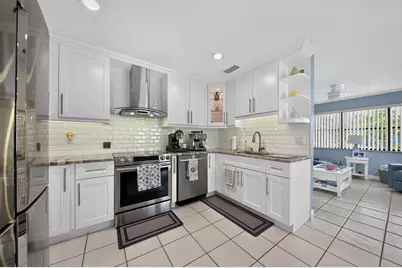 5826 Churchill Court, West Palm Beach, FL 33405 - Photo 9