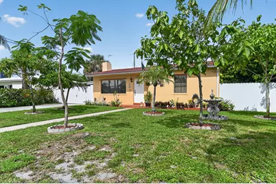 5826 Churchill Court, West Palm Beach, FL 33405 - Photo 1