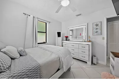 5826 Churchill Court, West Palm Beach, FL 33405 - Photo 15