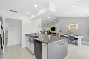 25 Cedar Cir, Boynton Beach, FL 33436 - Photo 5