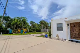 407 NW 7th St, Boynton Beach, FL 33426 - Photo 1