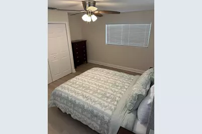 192 SE 27th Court, Boynton Beach, FL 33435 - Photo 13