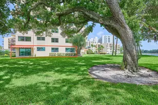 374 Golfview Rd, North Palm Beach, FL 33408 - Photo 57