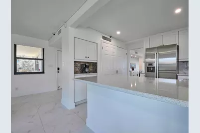 374 Golfview Road #106, North Palm Beach, FL 33408 - Photo 15