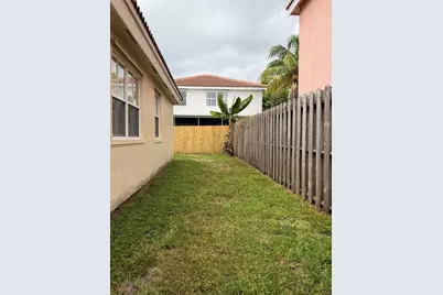 3386 Treasure Lane, Margate, FL 33063 - Photo 27