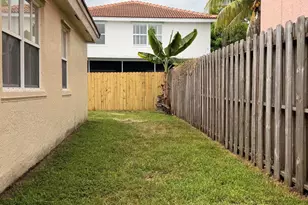 3386 Treasure Ln, Margate, FL 33063 - Photo 27