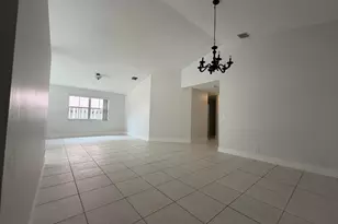 3386 Treasure Ln, Margate, FL 33063 - Photo 7