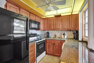 48 Newport C Ct, Deerfield Beach, FL 33442 - Photo 9