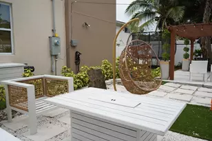 2941 NW 7th Ct, Fort Lauderdale, FL 33311 - Photo 29