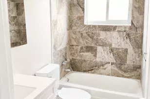 4827 NW 43rd Ct, Lauderdale Lakes, FL 33319 - Photo 13