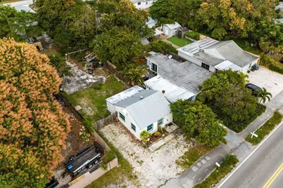 1047 Miner Road, Lake Worth, FL 33462 - Photo 9