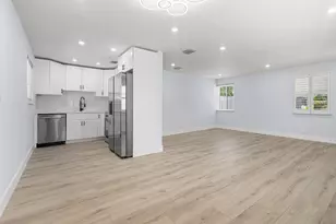 160 NE 60th St, Oakland Park, FL 33334 - Photo 7