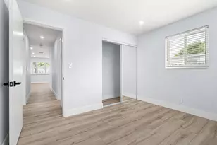 160 NE 60th St, Oakland Park, FL 33334 - Photo 27