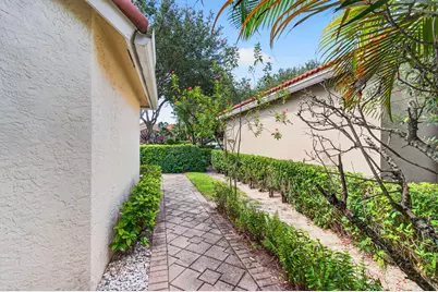 5225 Brookview Drive, Boynton Beach, FL 33437 - Photo 35