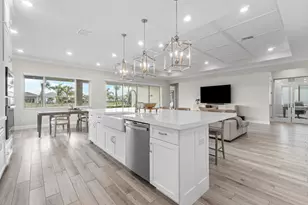 12272 Waterstone Cir, Palm Beach Gardens, FL 33412 - Photo 9